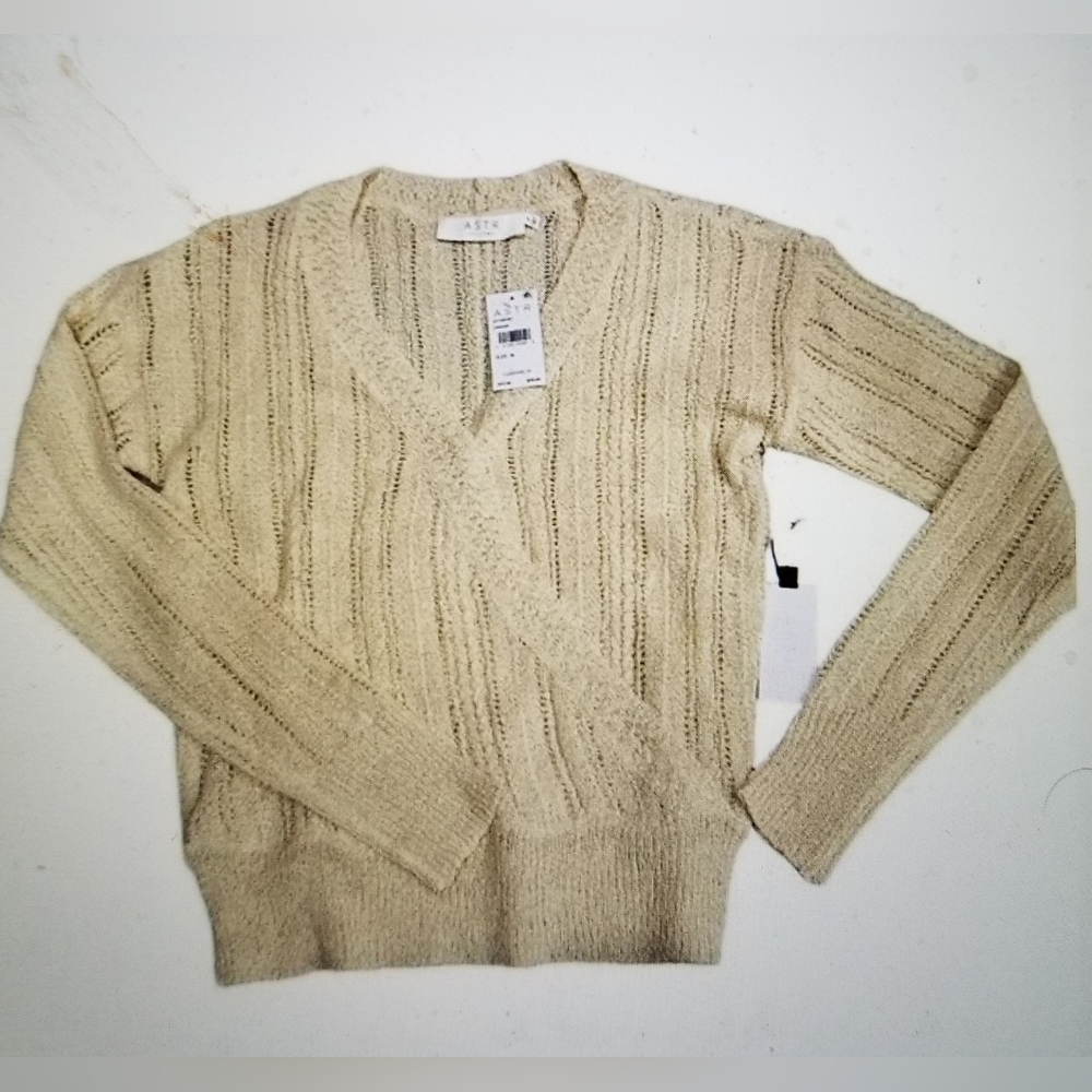 NWT ASTR WRAP FRONT SWEATER POINTELLE CREAM SWEATER - Picture 2 of 8